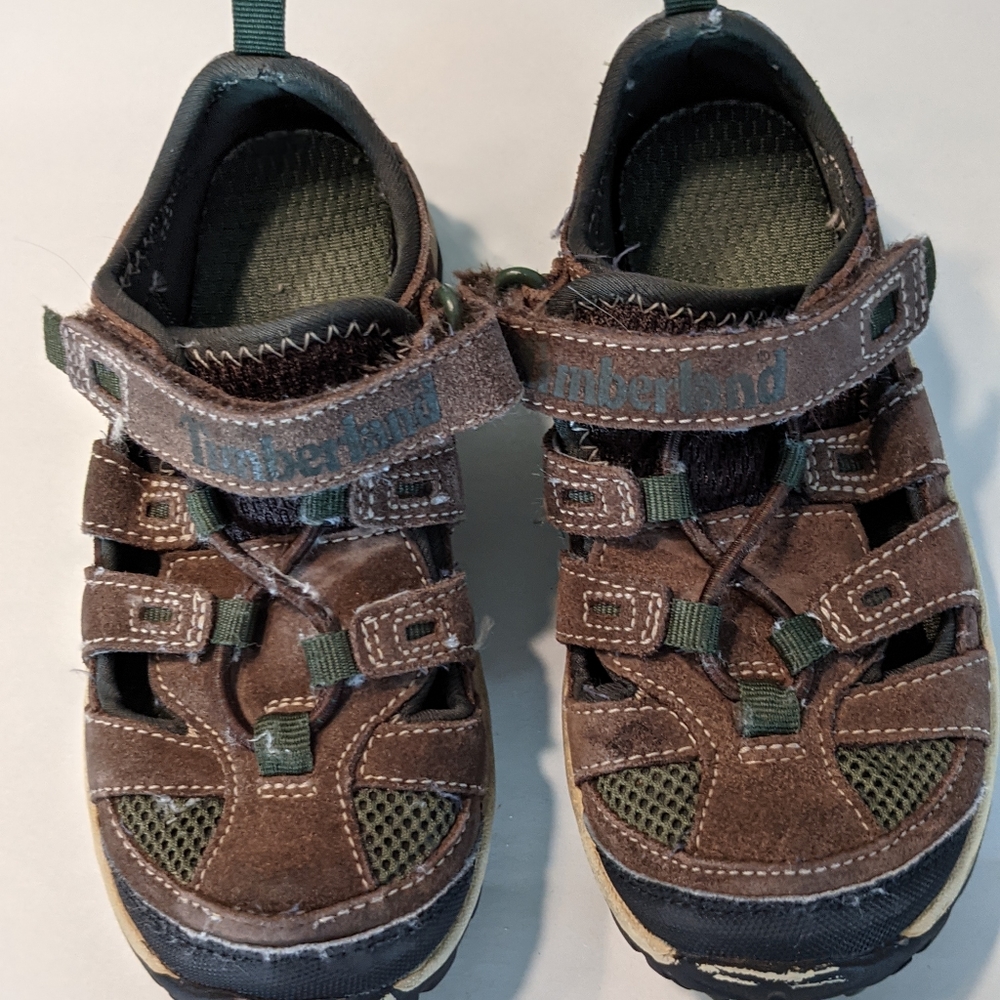 Timberland Toddler brown/olive green fisherman / water shoe.  size:. 11